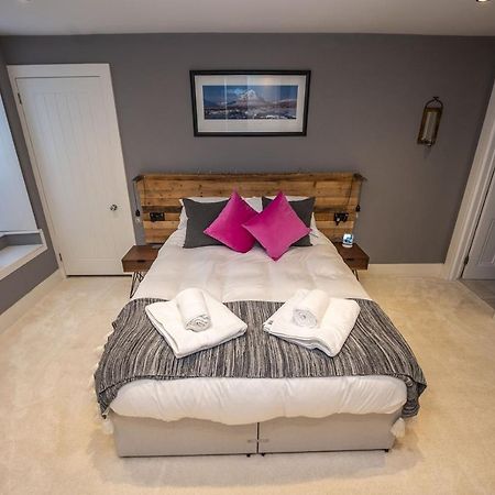 Stunning Period Property In The Heart Of The City Aberdeen Eksteriør billede