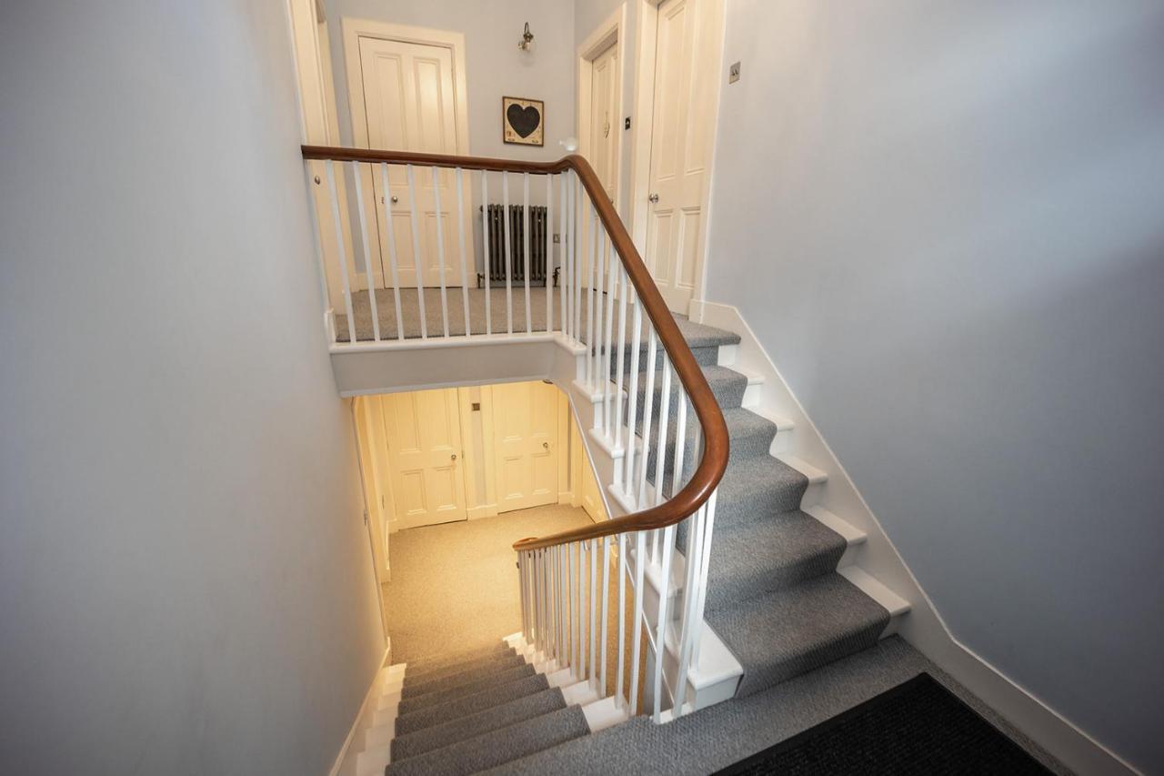 Stunning Period Property In The Heart Of The City Aberdeen Eksteriør billede